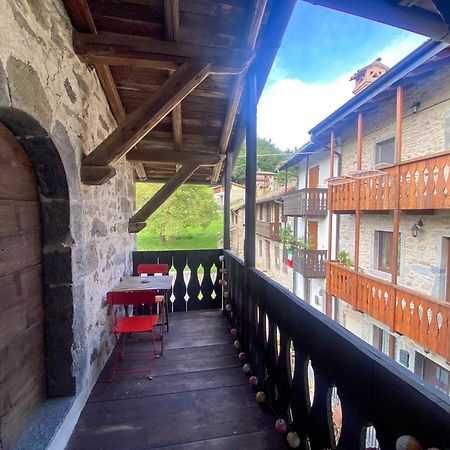 Casa Vacanze Di Arlecchino 圣焦万尼比亚恩科 外观 照片