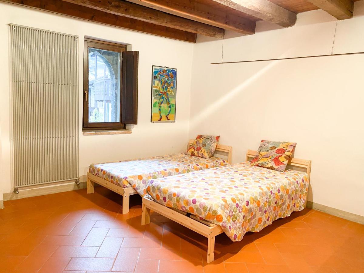 Casa Vacanze Di Arlecchino 圣焦万尼比亚恩科 外观 照片